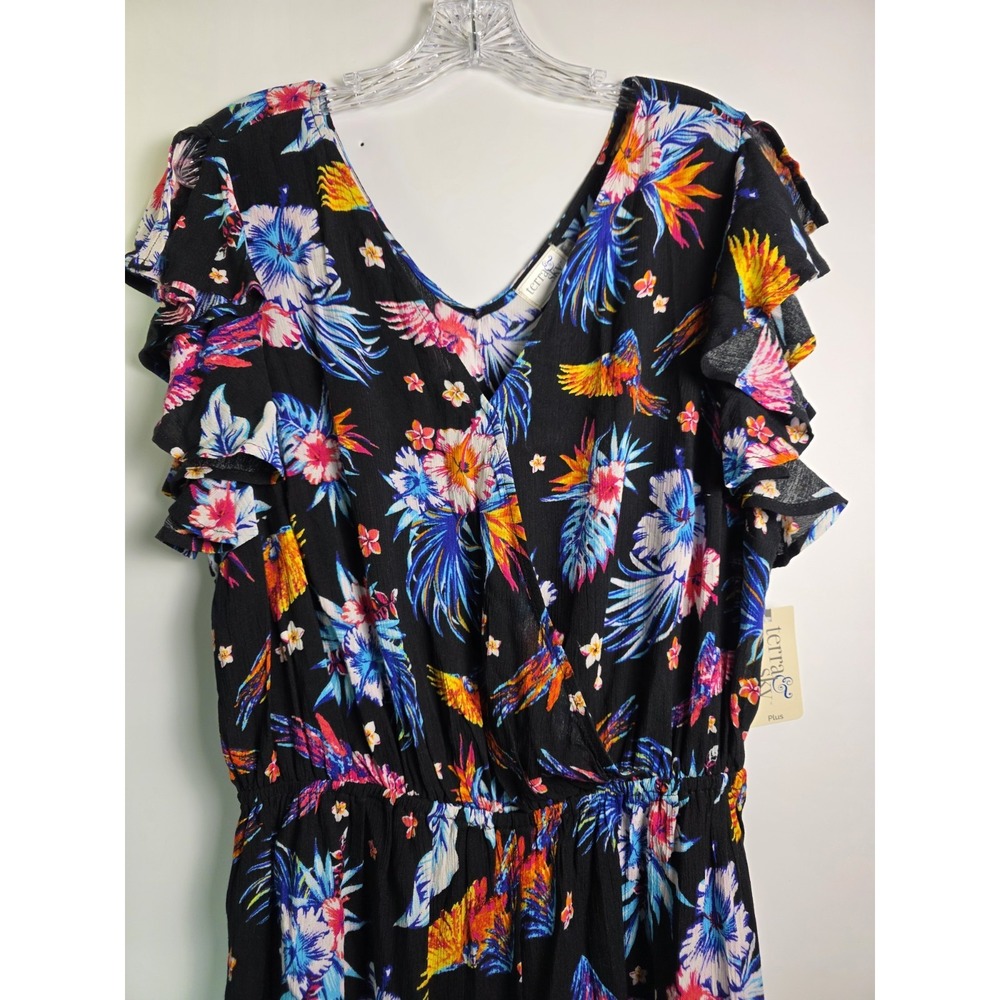 Terra & Sky Women Plus Size Tropical Floral Parrot Ruffle Sleeve Romper Black - Picture 3 of 9